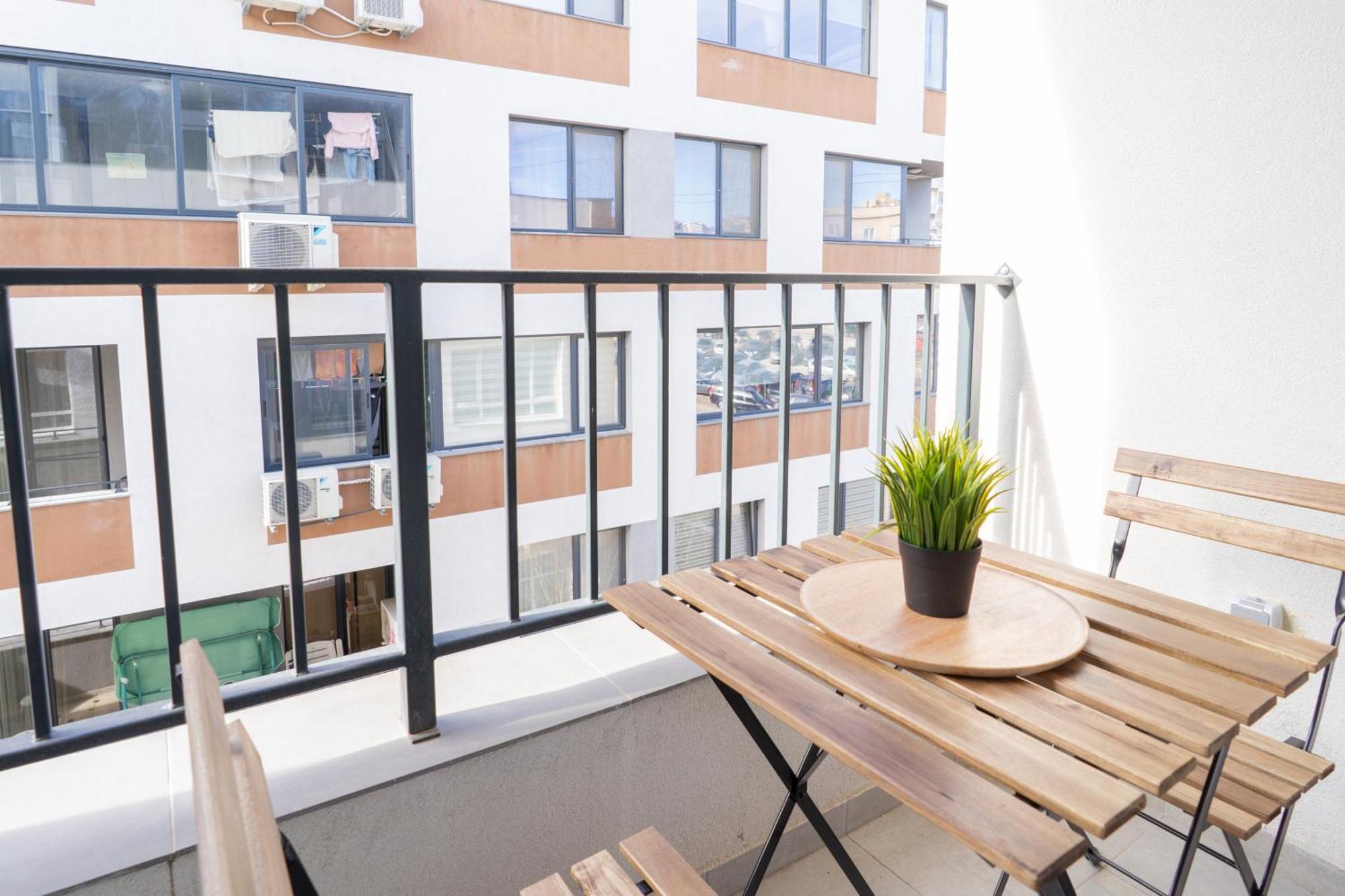 New Modern & Cozy Apartment With Free Parking 瓦爾納 外观 照片